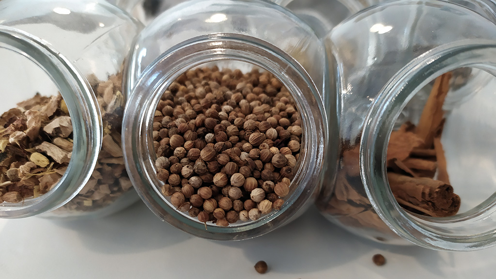 Spirito Italiano la storia dell'amaro mediterraneo Spirito Italiano la storia dell'amaro mediterraneo