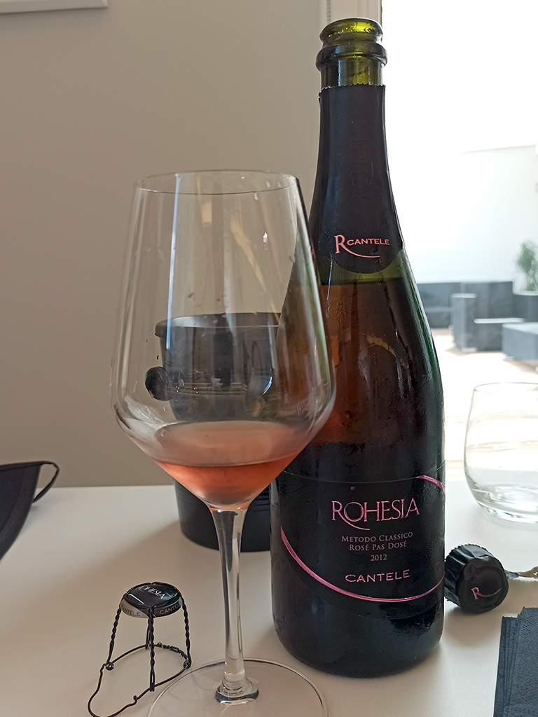 Spirito Italiano da Cantele l'inimitabile effetto sinestetico del vino del Salento