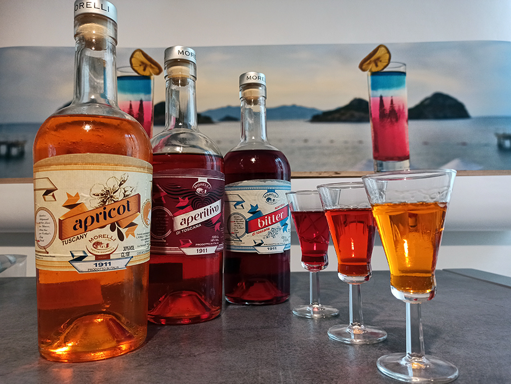 Spirito Italiano mettiamo alla prova la nuova linea Aperitivo 1911 di Liquori Morelli