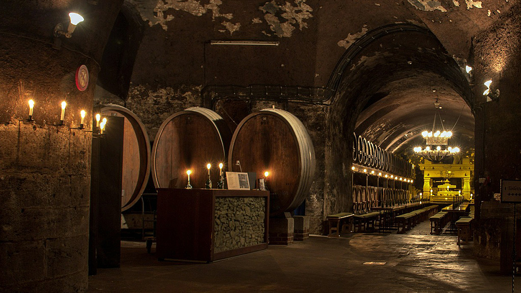 Spirito Italiano giacenze vino cantine italiane mipaaf