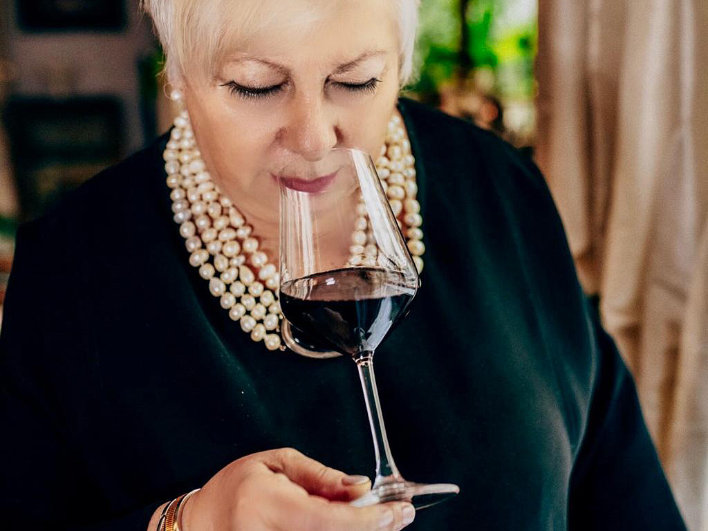 Spirito Italiano vino donne olfatto vino Spirito Italiano vino donne olfatto vino