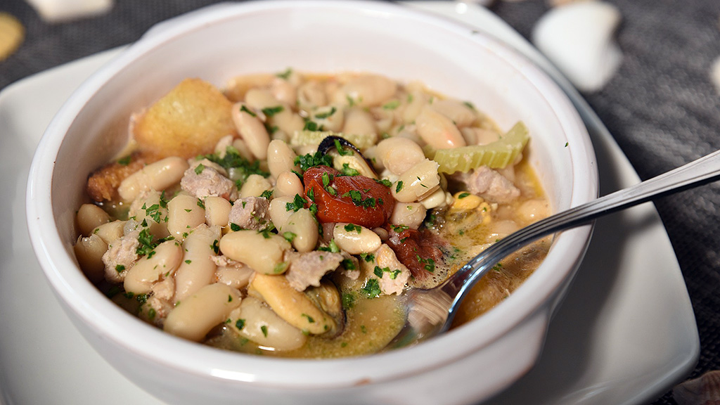 Spirito Italiano rumori a tavola fatelo con stile Spirito Italiano rumori a tavola fatelo con stile