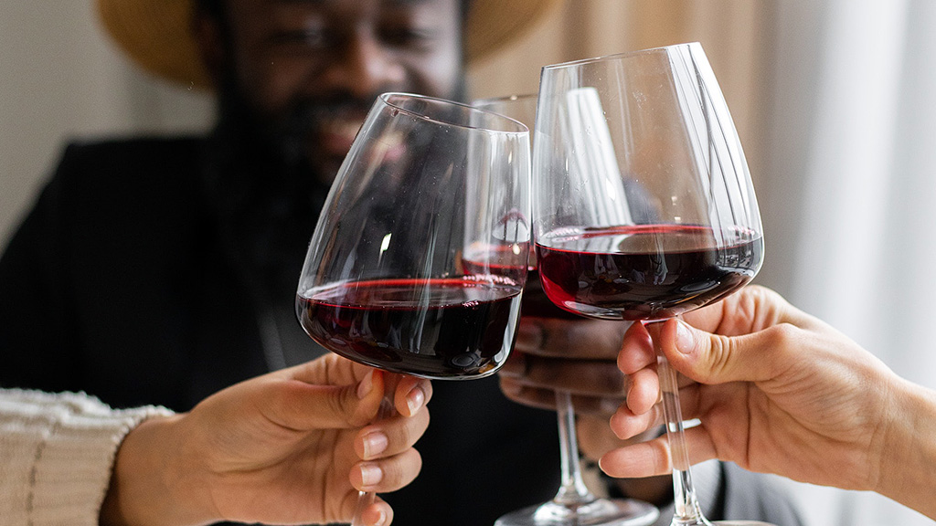 Spirito Italiano rumori a tavola fatelo con stile Spirito Italiano rumori a tavola fatelo con stile