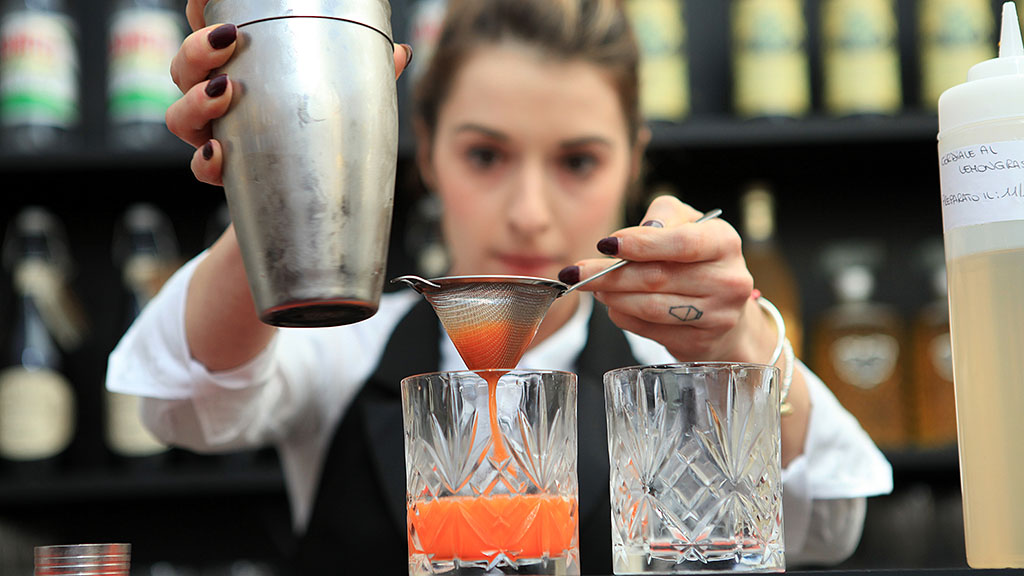 Spirito Italiano anteprima merano wine flower cocktail drink