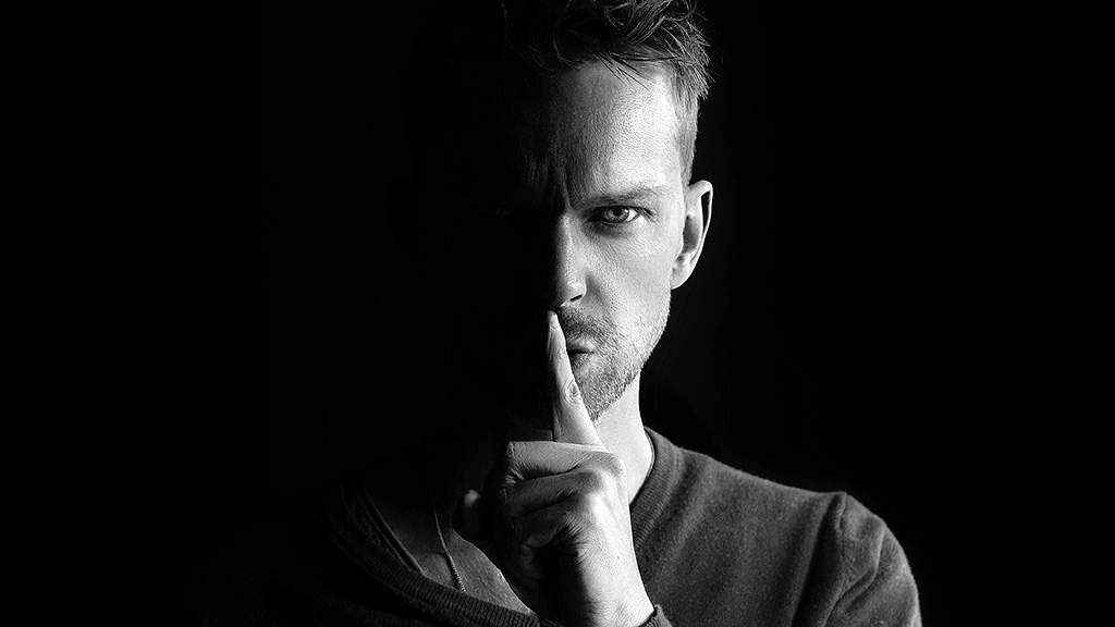 Spirito Italiano rumori a tavola fatelo con stile Spirito Italiano rumori a tavola fatelo con stile