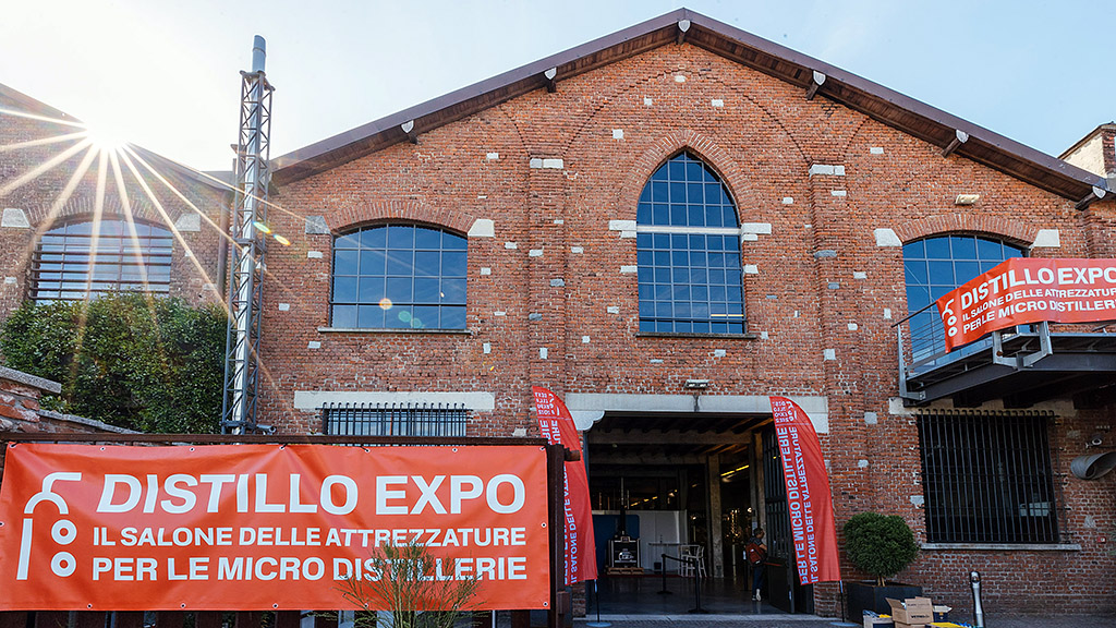 Spirito Italiano distillo milano distillazione artigianale
