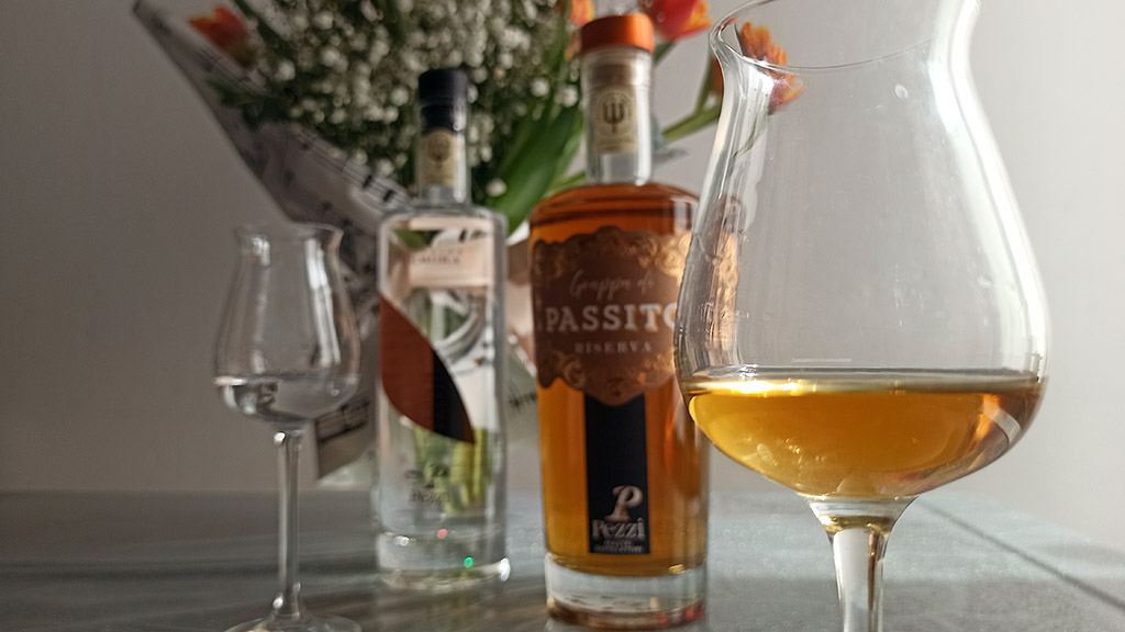 Spirito Italiano grappa passito riserva distilleria pezzi trentino
