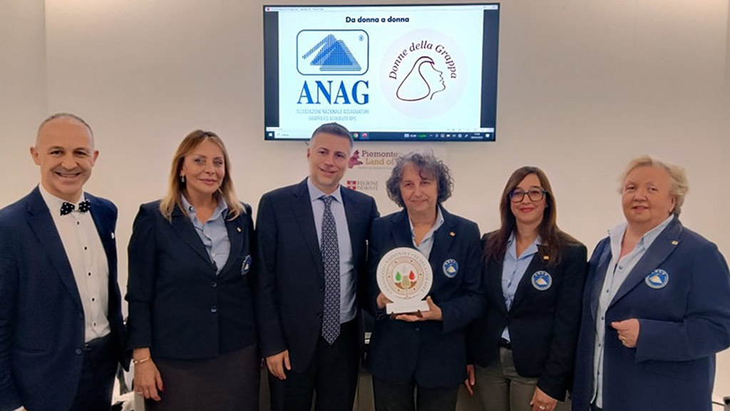 Spirito Italiano Anag donne della grappa