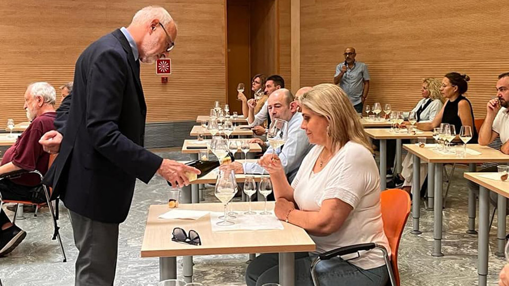 Spirito Italiano grappa piemonte douja anag Spirito Italiano grappa piemonte douja anag