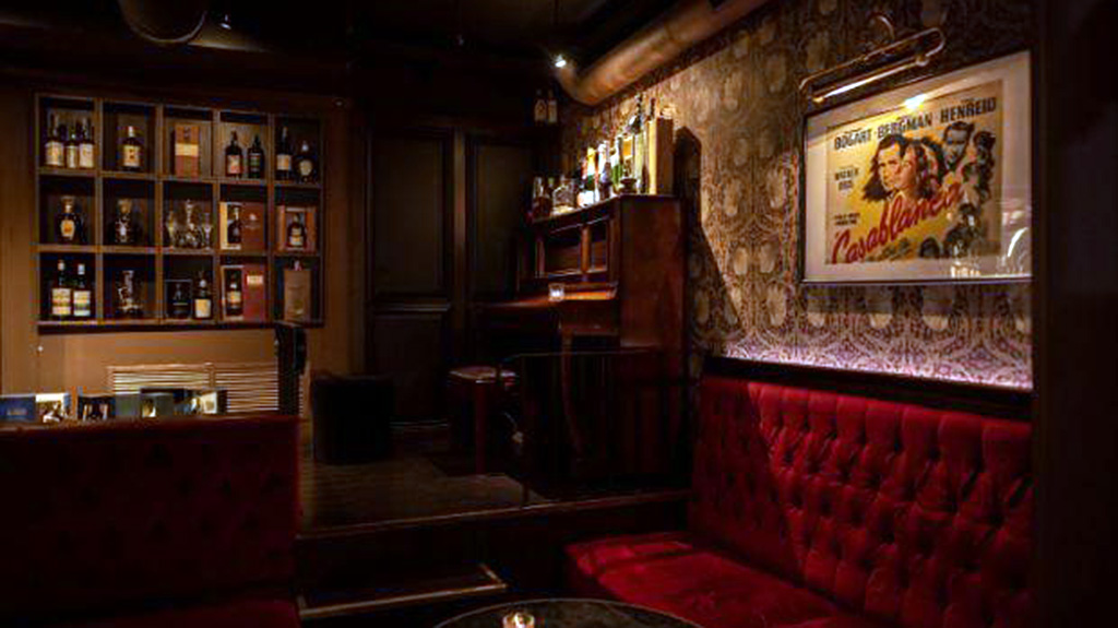 Spirito Italiano best bars,handskake,drink kong