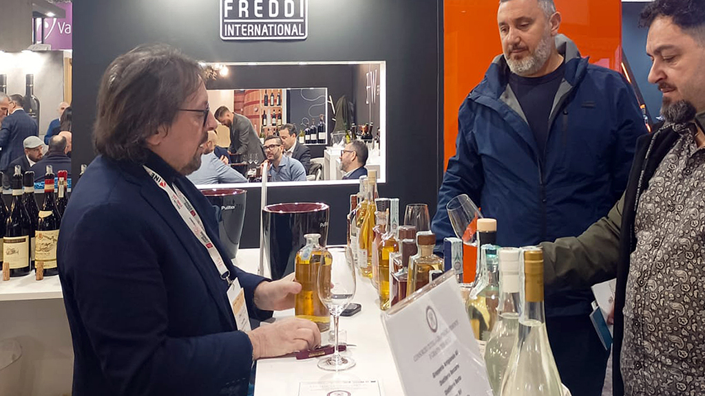 Spirito Italiano grappa Spirito Italiano grappa