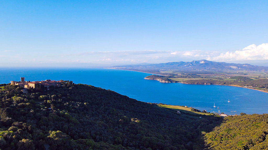 Spirito Italiano suber,wine Golfo di Baratti - courtesy: Uff stampa Suber
