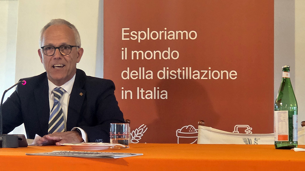 Spirito Italiano distilleria,turismo,distillo Paolo Brunello