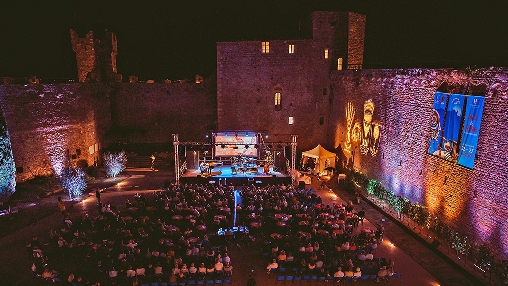Spirito Italiano jazz,wine,montalcino,banfi courtesy: Banfi - Jazz&Wine in Montalkcino