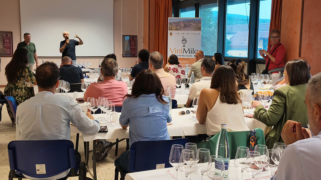 Spirito Italiano vinimilo,etna,vino Etna: Eruzione enologica ed evoluzione del cambiamento - Masterclass a ViniMilo 2026.
Foto Laura Maccarrone